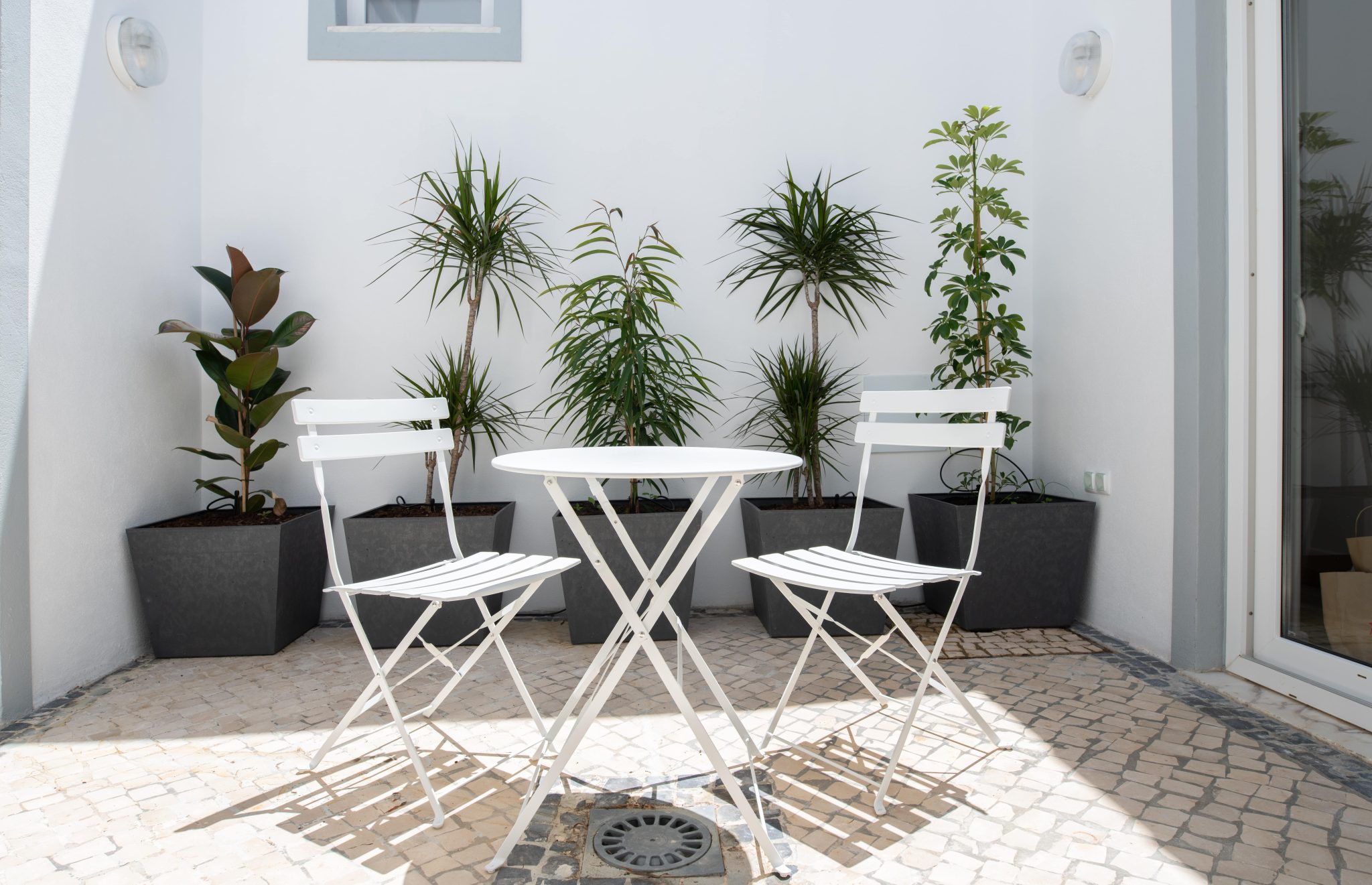 How To Create A Cosy Outdoor Area In A Small Space Interior Designer