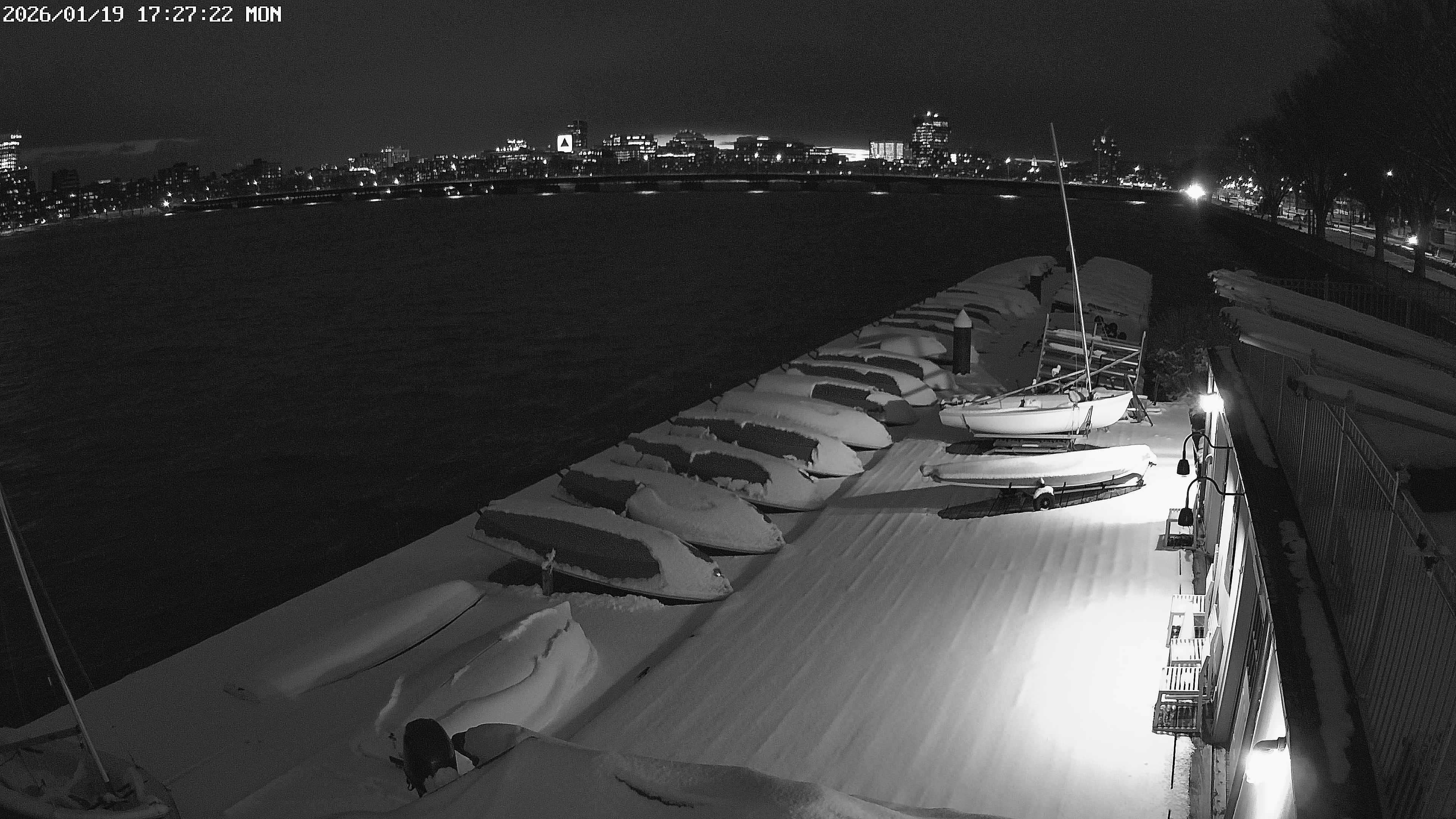 Cambridge cam MIT Boat House [LIVE] » Boston & Cape Cod cams