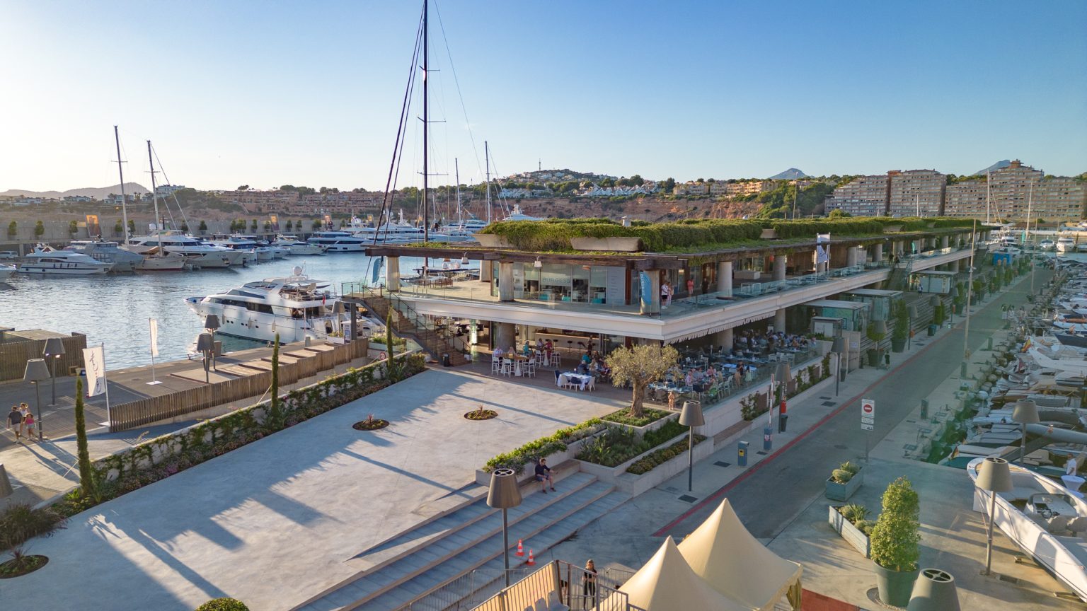 Port Adriano Marina, Spain location, yacht rentals, nearest airport Sailing Click