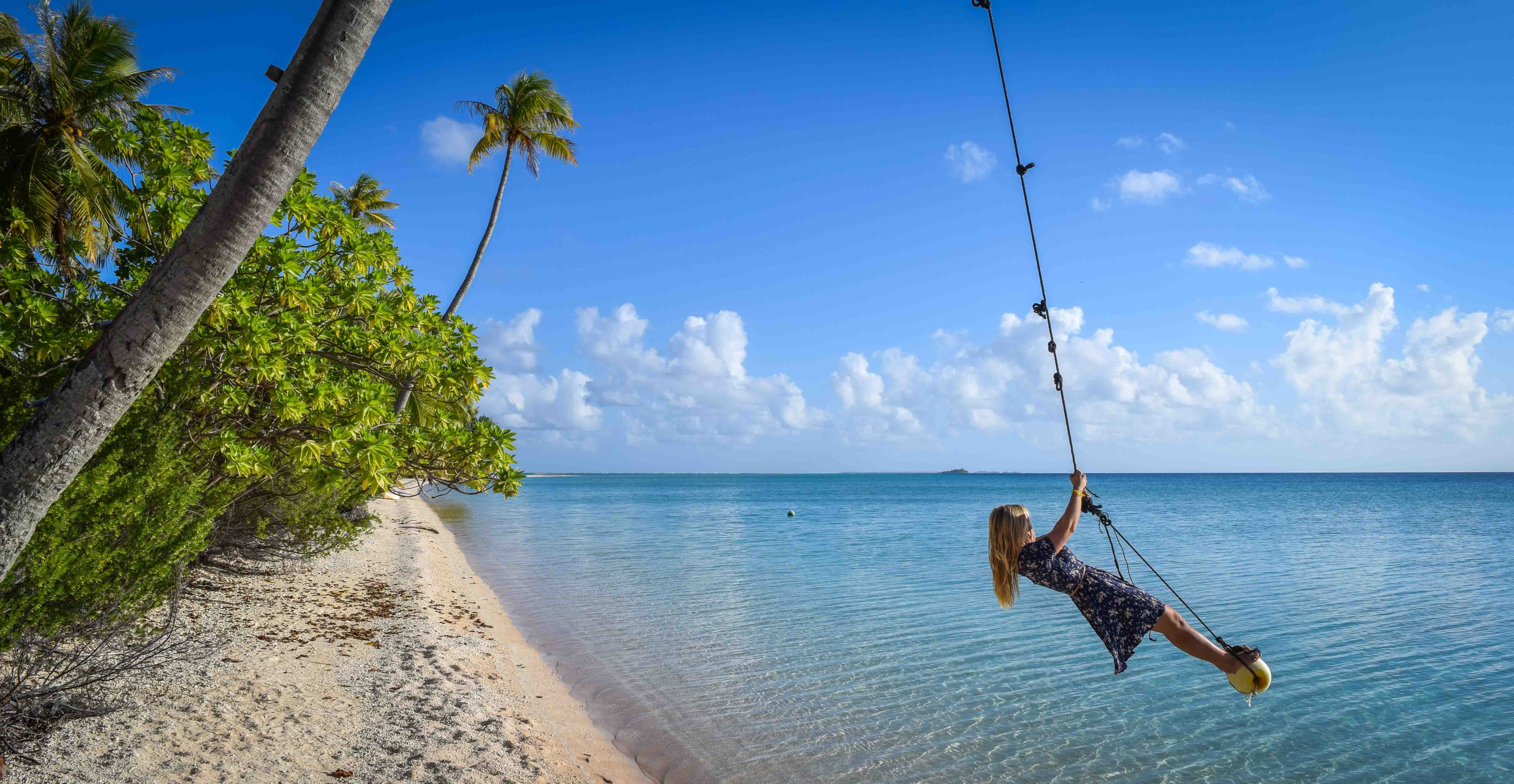 Swimming with Sharks Fakarava Video Sailing Yacht Florence