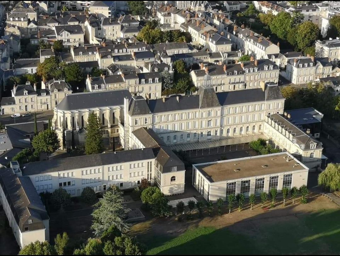 Institution Saint Louis Collège, Lycée Général et Technologique