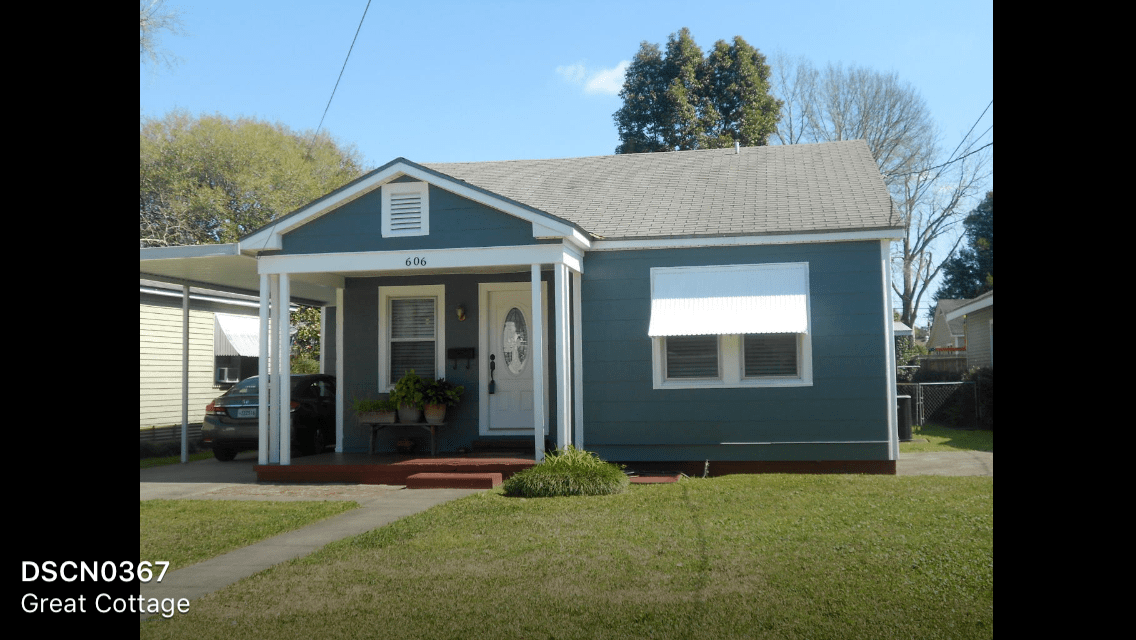 Page 4 The Saint Streets Lafayette, LA. Southern