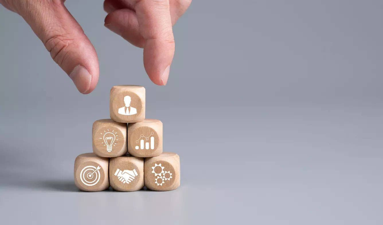 University of South Florida names sole finalist for president amid closed-door selection process, ETEducation University of South Florida names sole finalist for president amid closed-door selection process, ETEducation