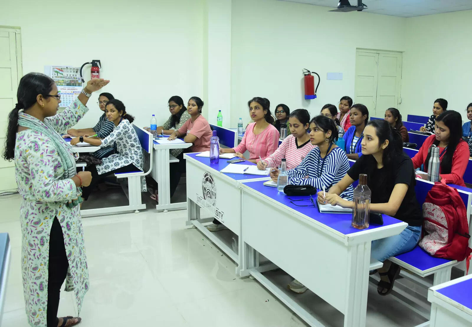 Nagpur University sets four world records with mass singing of university anthem, ETEducation Nagpur University sets four world records with mass singing of university anthem, ETEducation
