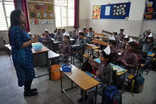 Gujarat govt school launches project to encourage students to ask questions for critical thinking, ETEducation Gujarat govt school launches project to encourage students to ask questions for critical thinking, ETEducation