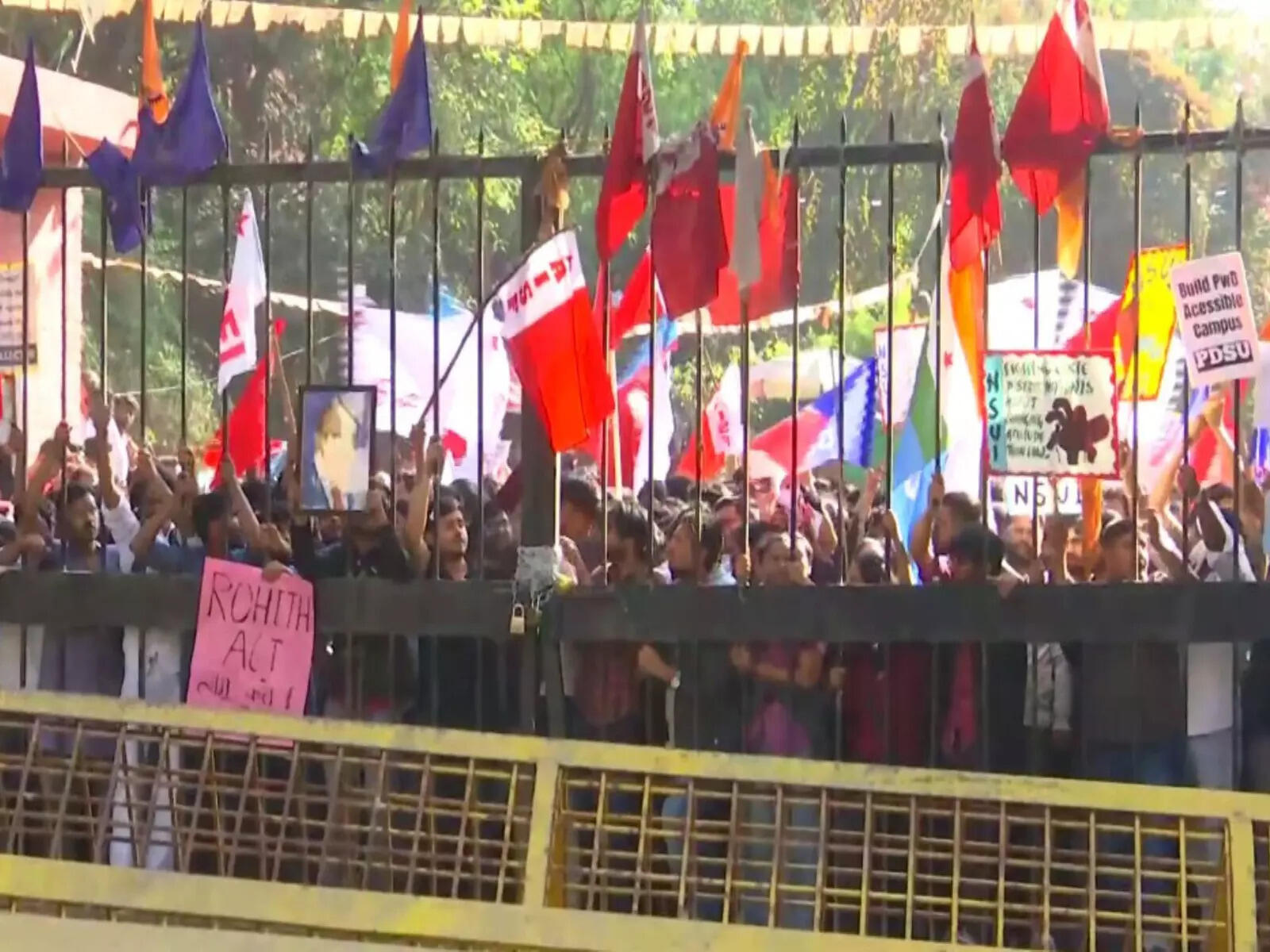 Student and teacher bodies to hold ‘public inquiry’ against JNU VC, ETEducation Student and teacher bodies to hold ‘public inquiry’ against JNU VC, ETEducation