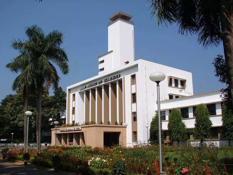 IIT Kharagpur advances outreach through ‘School Connect’ programme in Purulia, ETEducation IIT Kharagpur advances outreach through ‘School Connect’ programme in Purulia, ETEducation