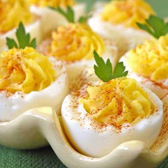 Simple Deviled Eggs Without Mustard Salad in a Jar