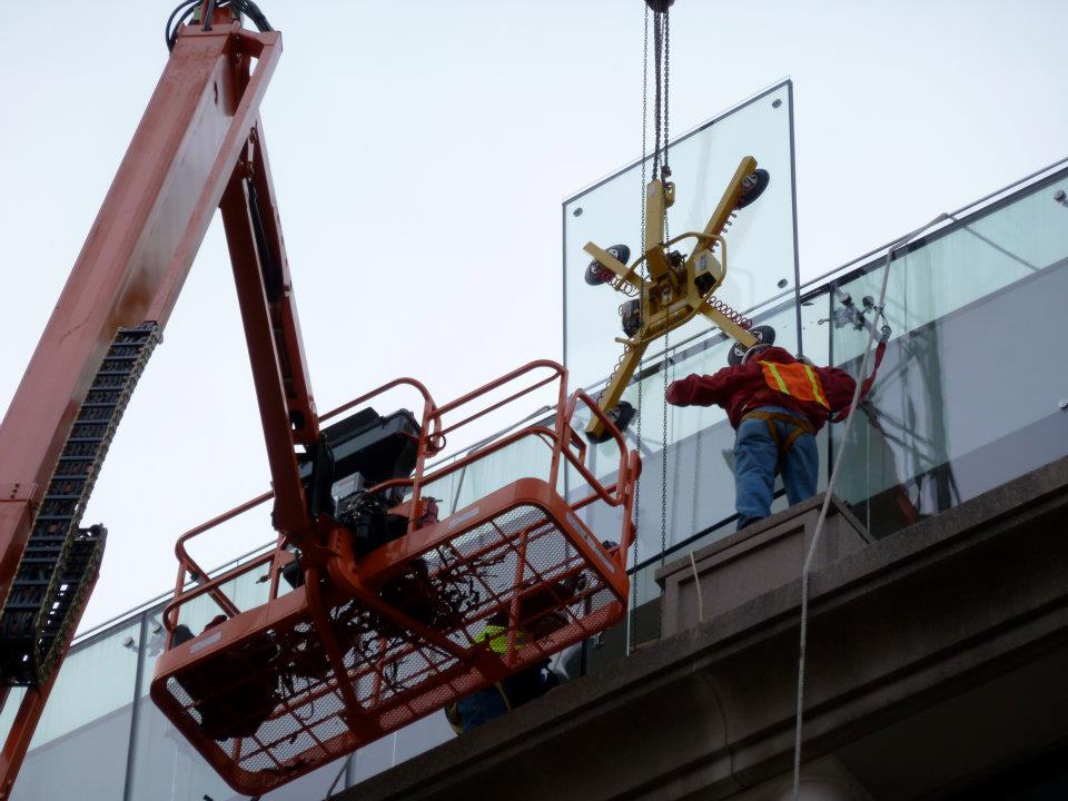 Photo Gallery S. Albert Glass