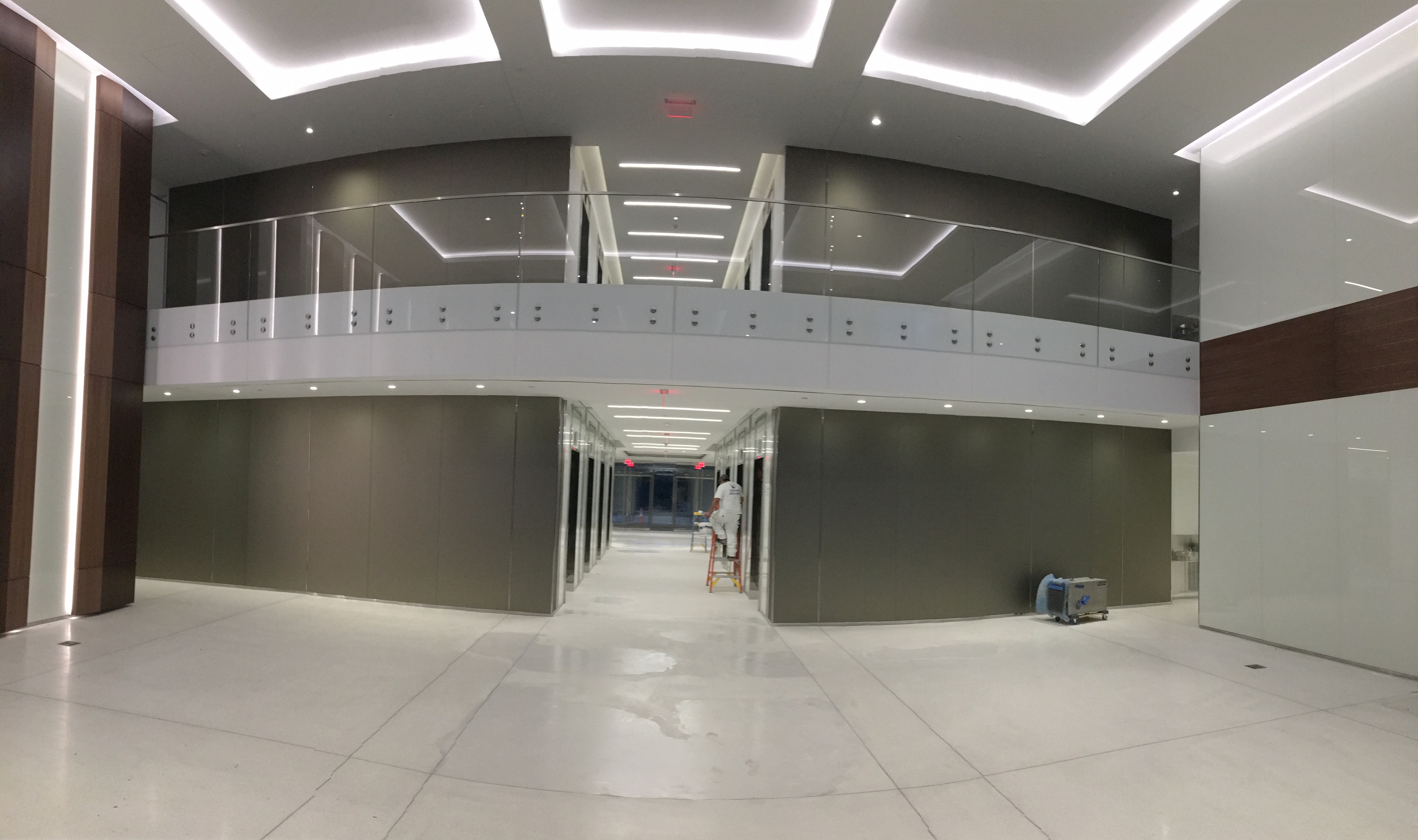 Photo Gallery S. Albert Glass