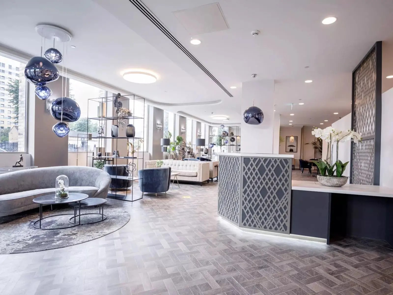 Burlington Square, Manchester Salboy