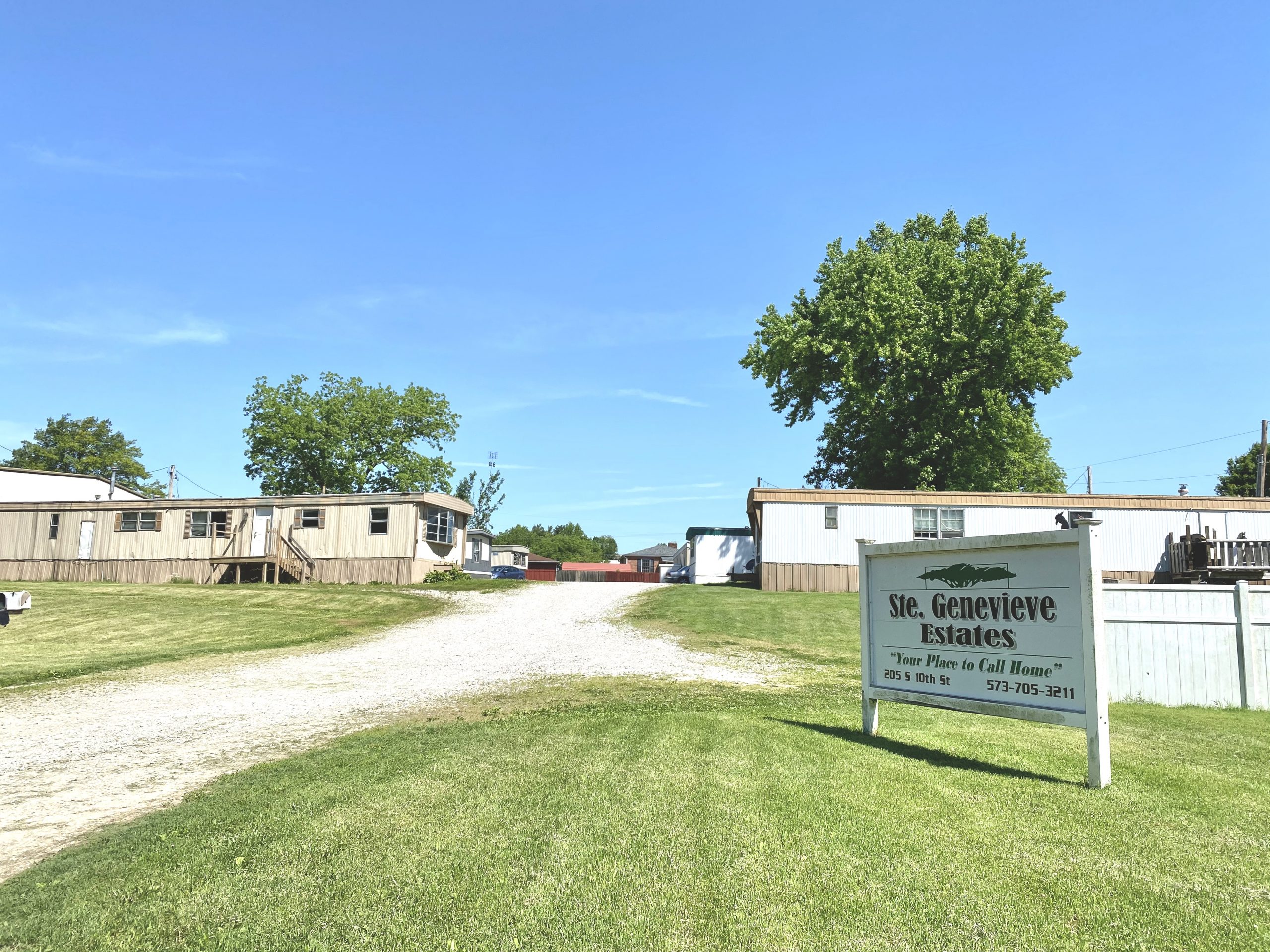 STE. GENEVIEVE ESTATES 200,000 Salient Realty Group