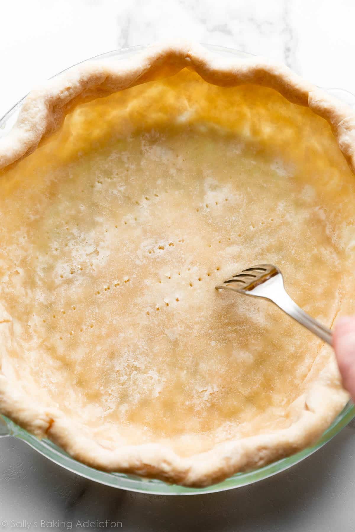 How to ParBake Pie Crust (Video) Sally's Baking Addiction