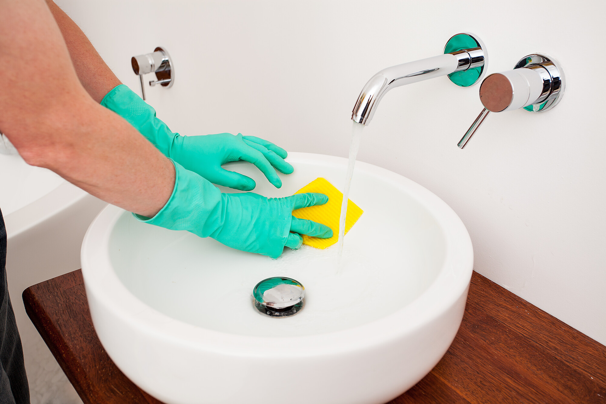 An Essential Bathroom Cleaning Guide Sally's Maid Service Waco, TX