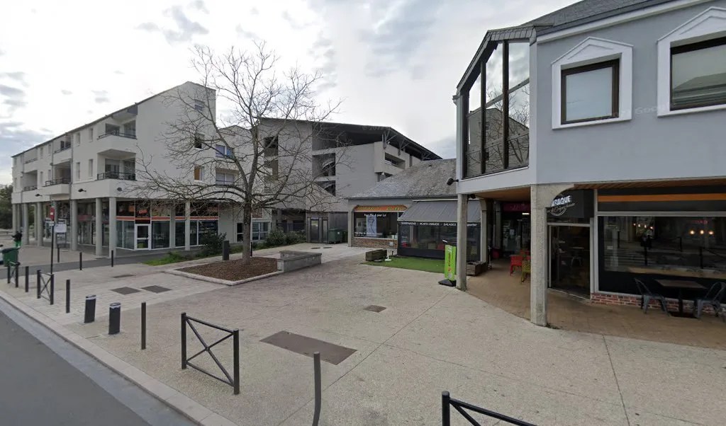 Jules et ses femmes, coiffeur à SaintJeandeBraye 45800