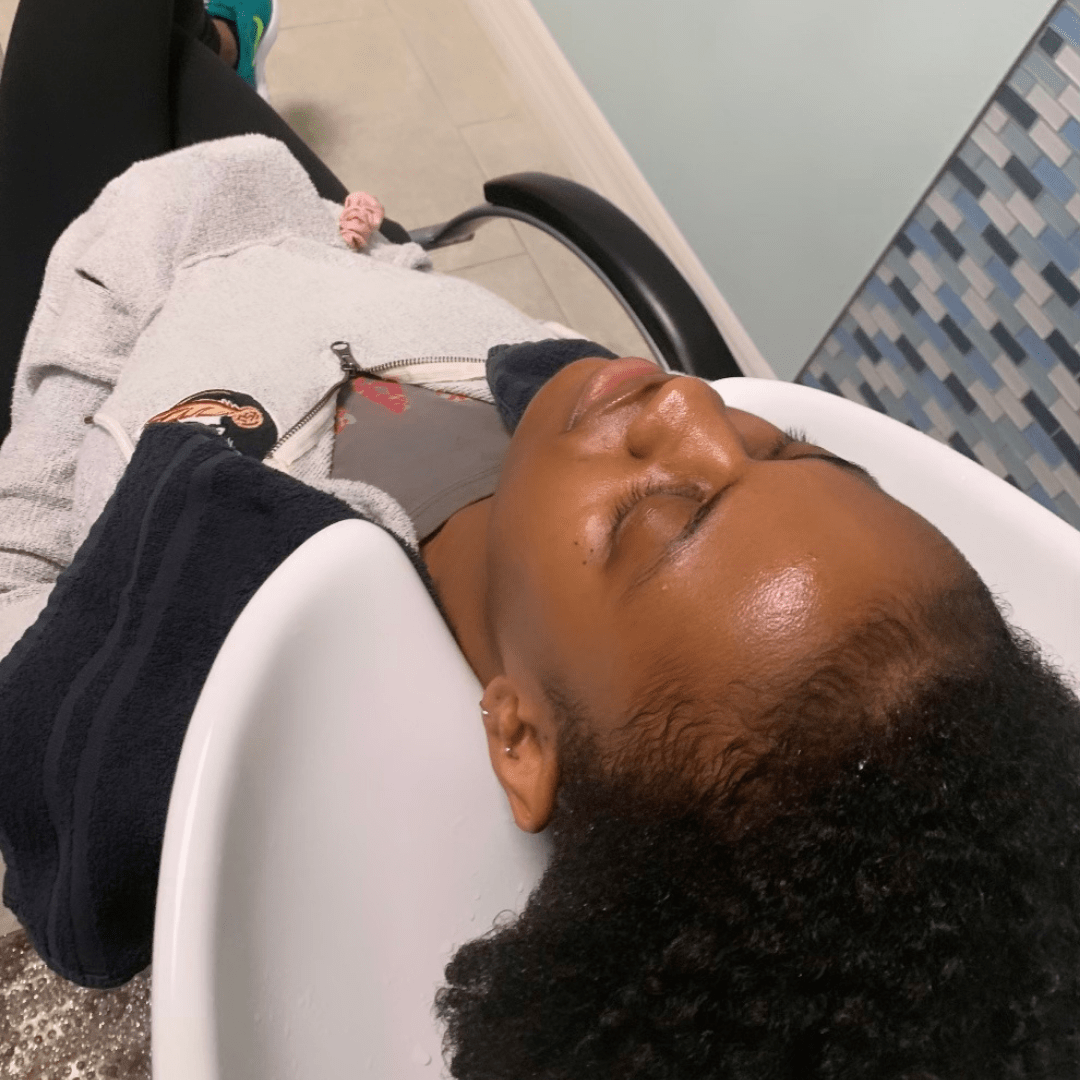 How to Shampoo Your Hair So Your Curls Pop SalonBrazyl