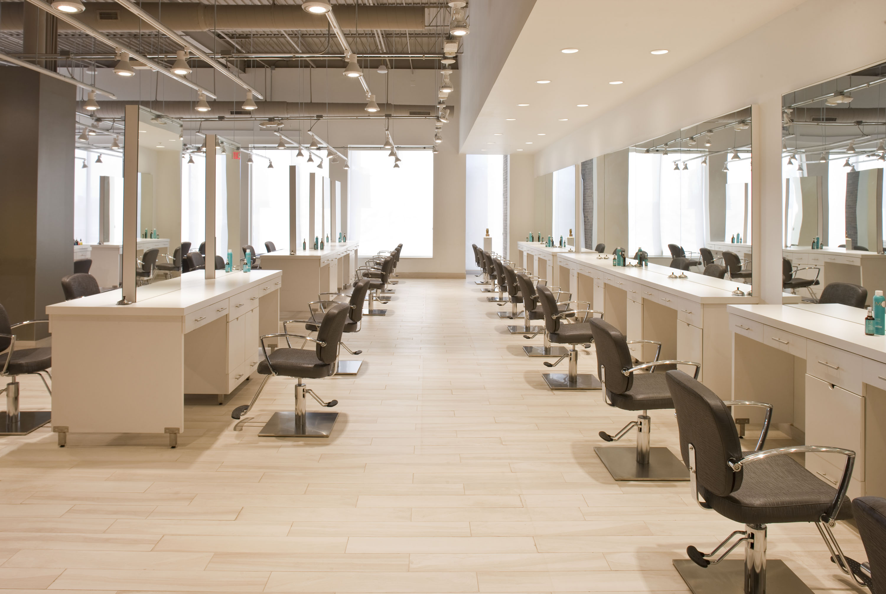 Best Spa & LED Lighting Hair Salon Minardi Color Perfect Lighting