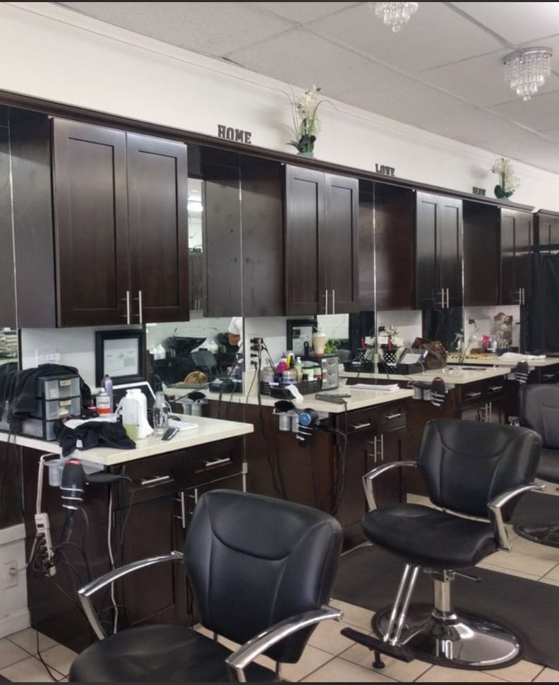 Booth Rental first week free, 800 monthly. Salon Renter