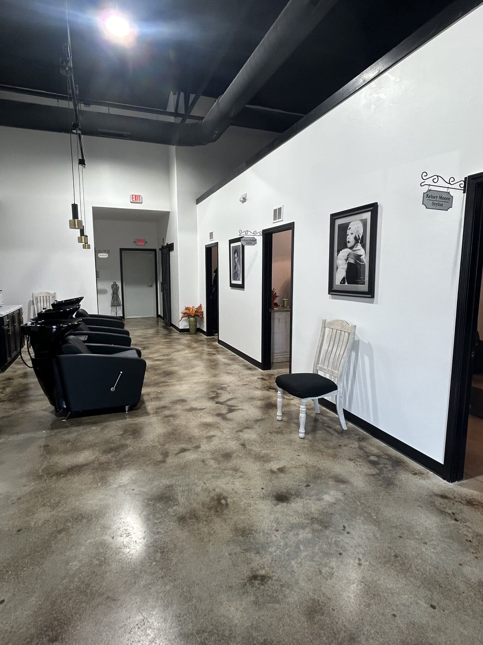 Salon Suite Rentals for Beauty Professional Hair Stylists, Massage