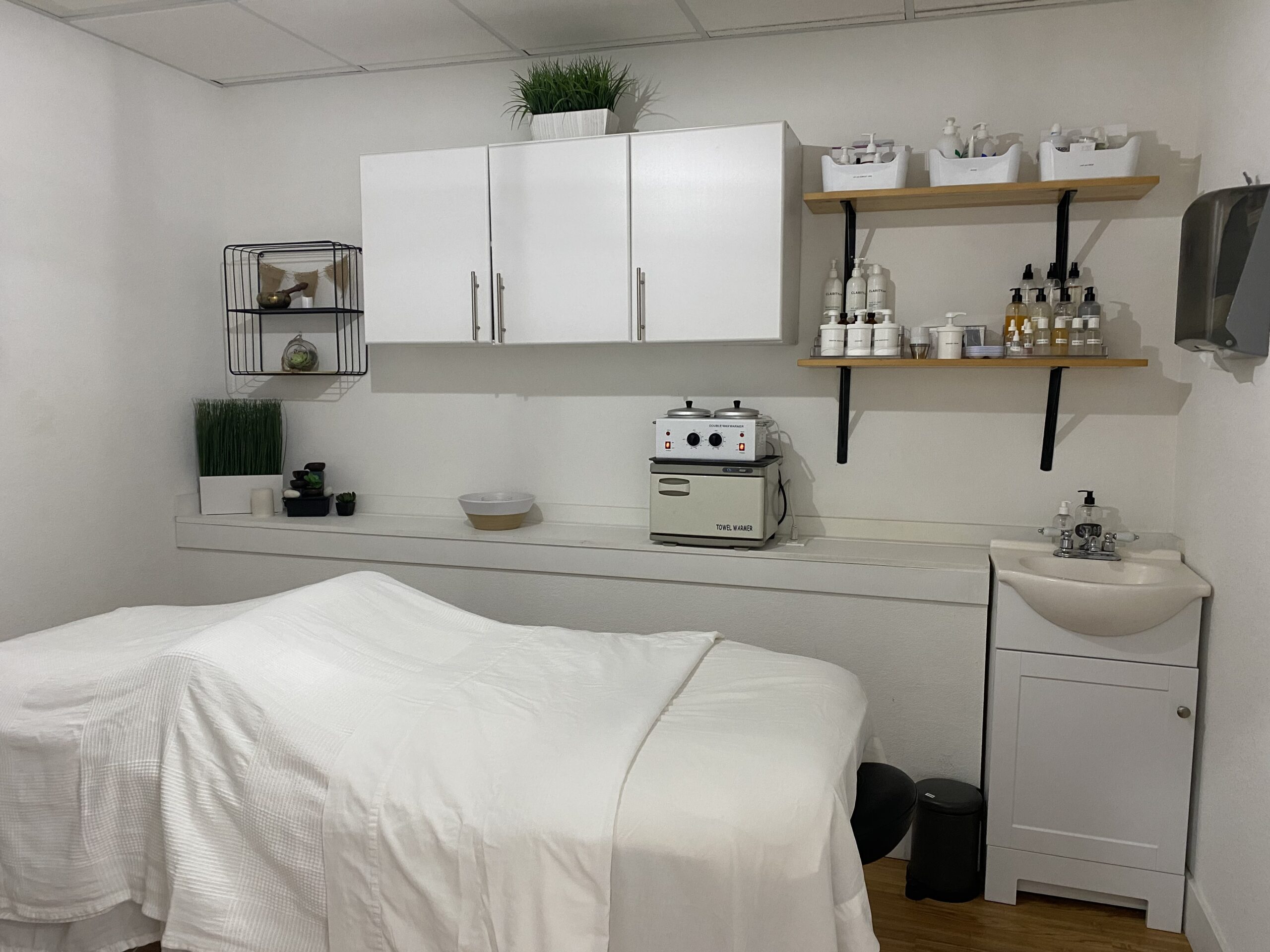 Day Spa For Rent in Paola KS Rental & Purchase Options