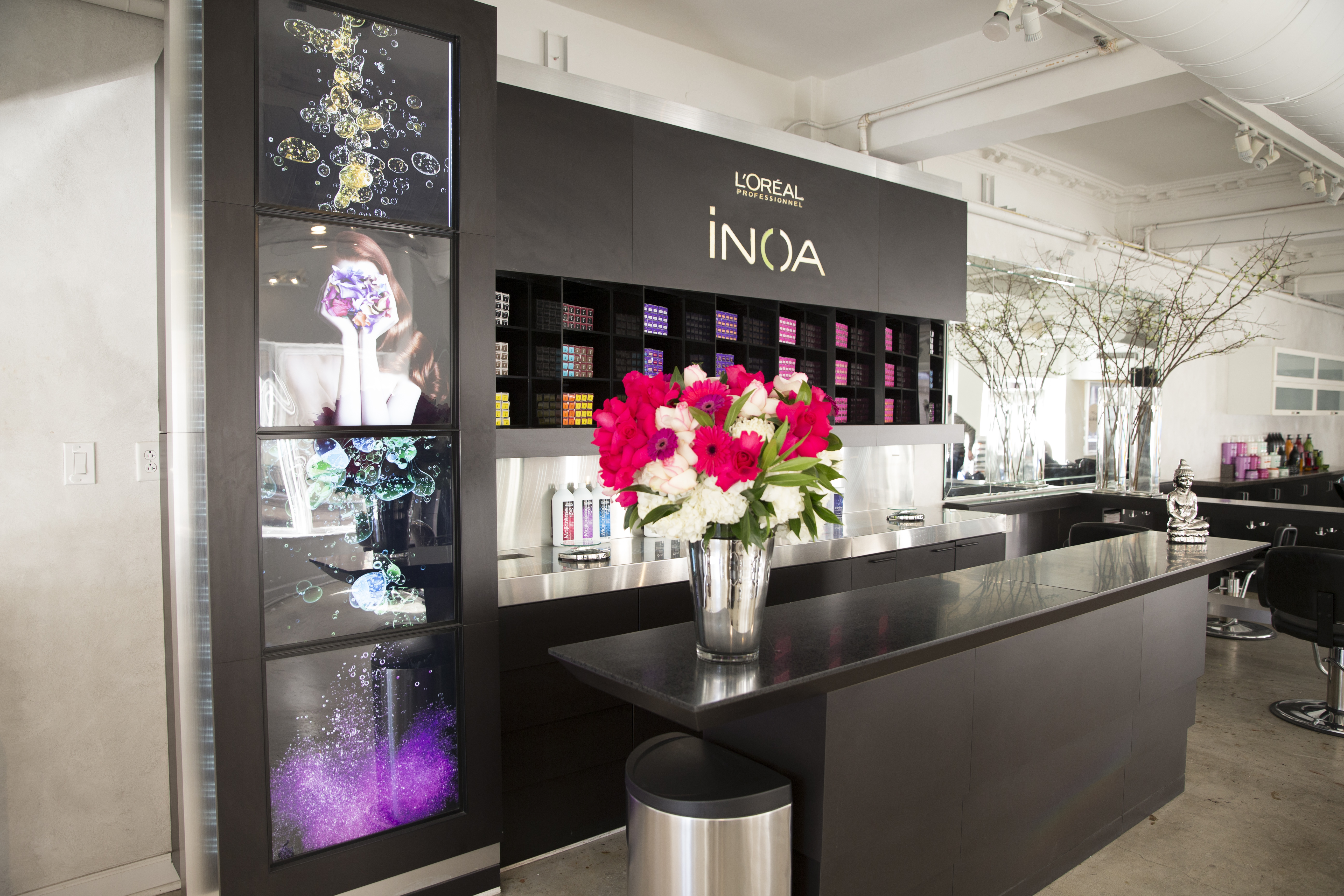 LUCKY 13 Salon Vanity