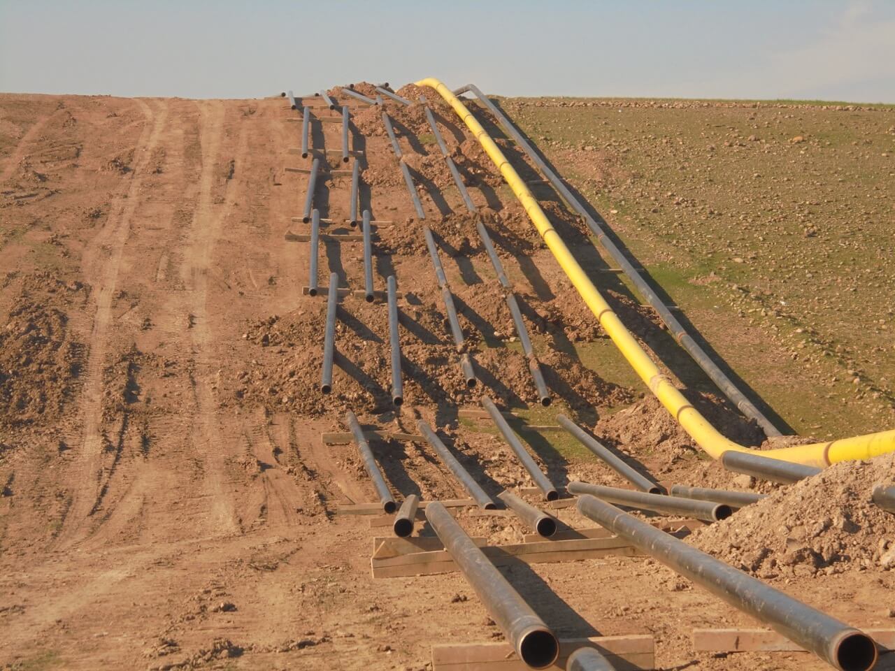 Supply, Installation & Testing Of Oil Gathering Pipelines SALP Middle