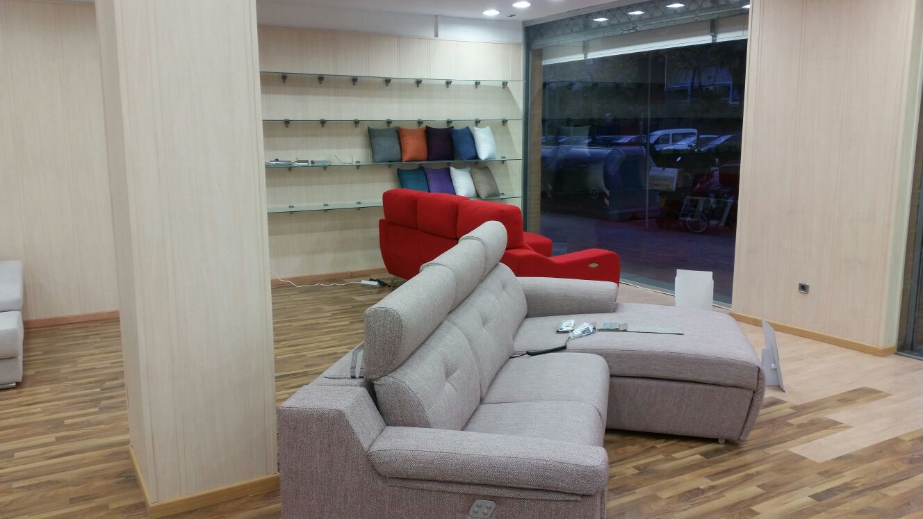 Sofás Valencia (Barcelona) Salva Calvo Edificación y arquitectura