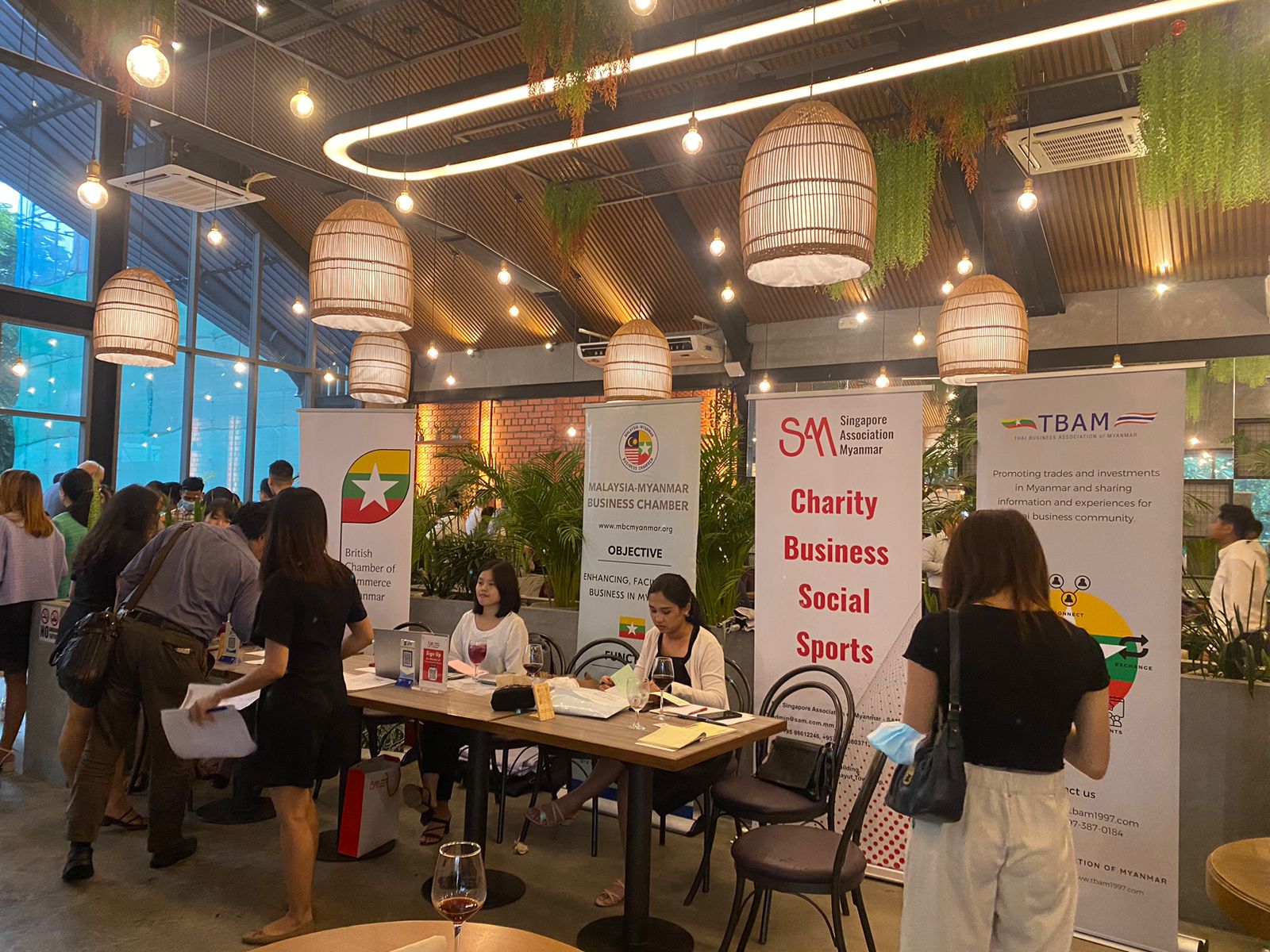 [Images] British Chamber Joint Chamber Networking with ASEAN Chambers