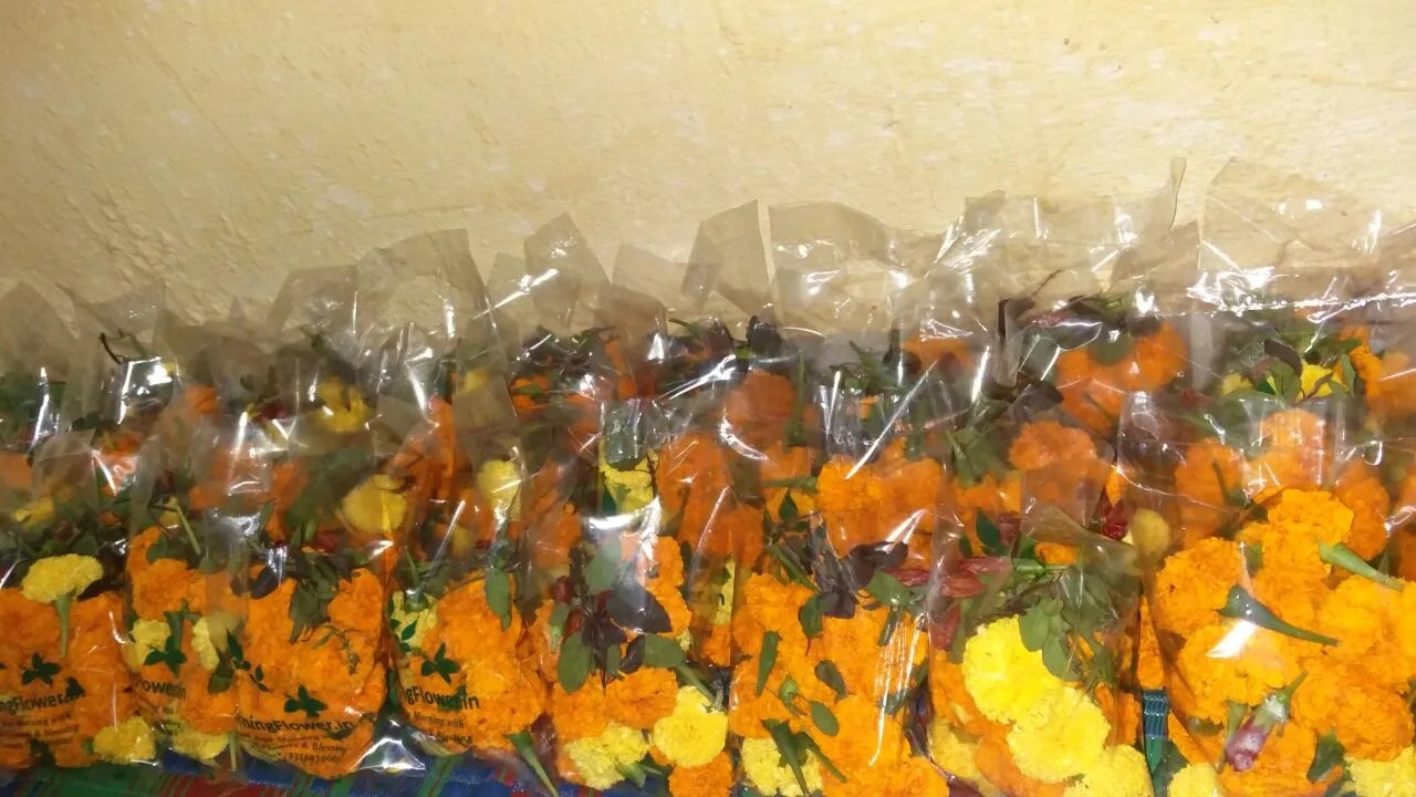 Puja Flowers Home Delivery Kolkata Best Flower Site
