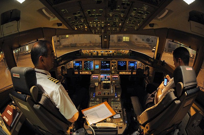 Qatar Airways B777300ER Business Class Review Bangkok to Doha