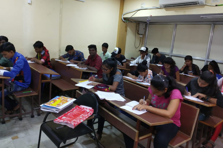 Coaching Classes in Charkop Kandivali Science & Commerce Classes in