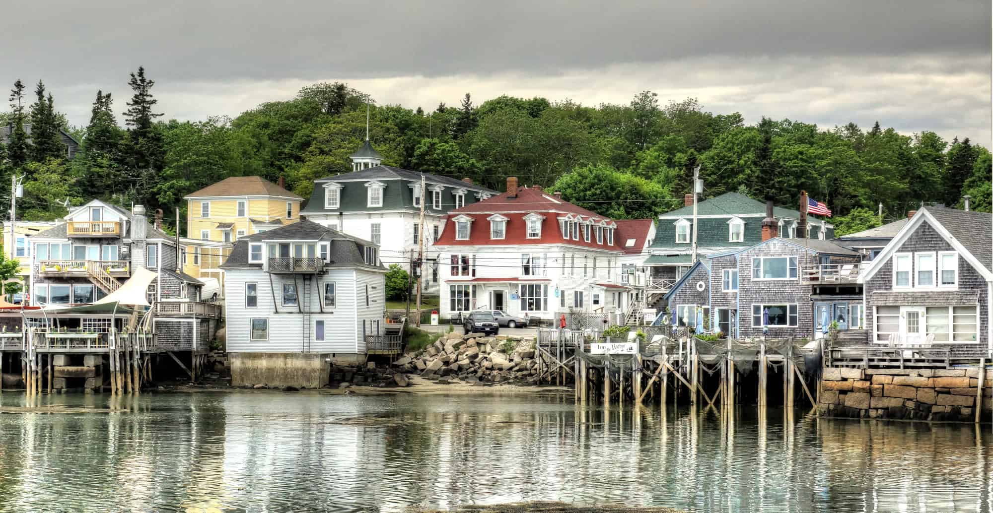 The 16 Most PeaceFilled Lake Day Trip Spots From Portland, Maine