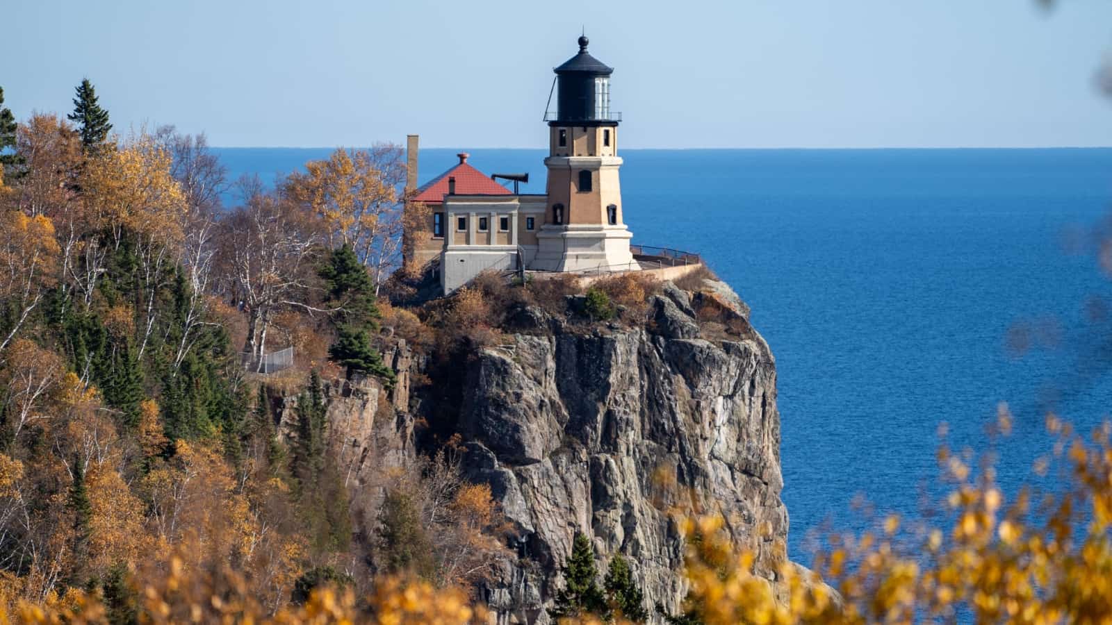 12 Minnesota Vacation Spots Big Cities And Scenic Drives
