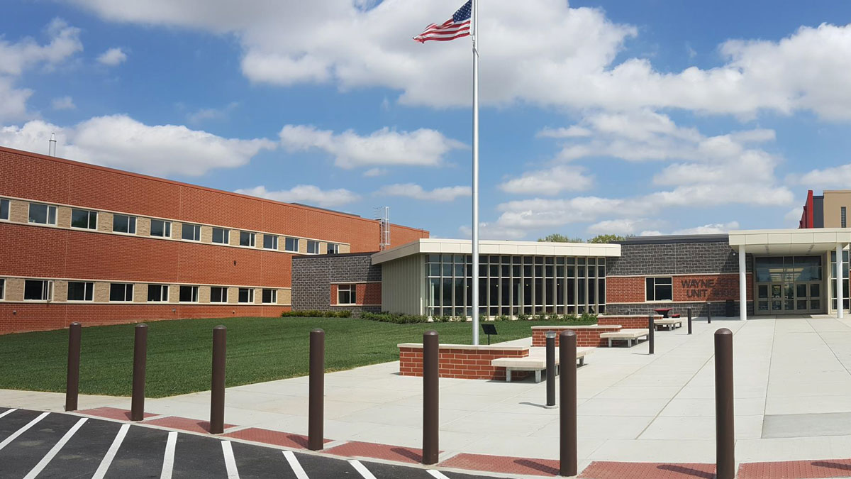 Wayne City School Samron