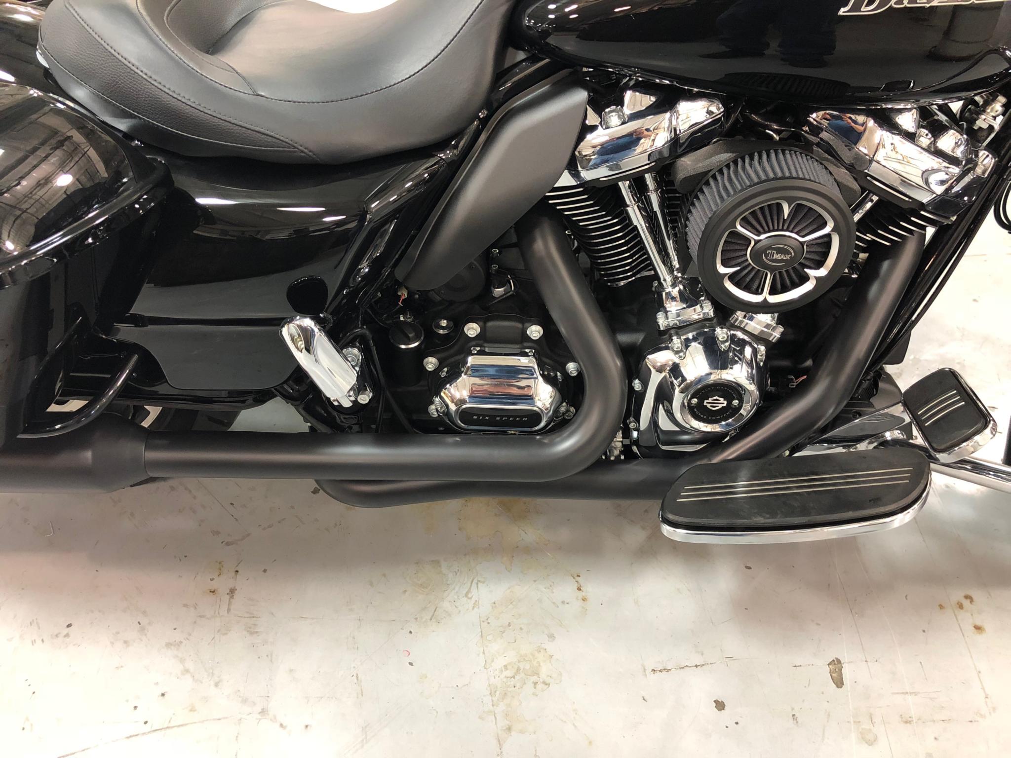 True Duals for Milwaukee 8 Touring 2017Current Samson Exhaust