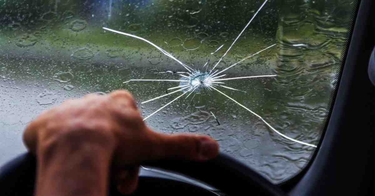 Will Super Glue stop windshield crack? San Diego