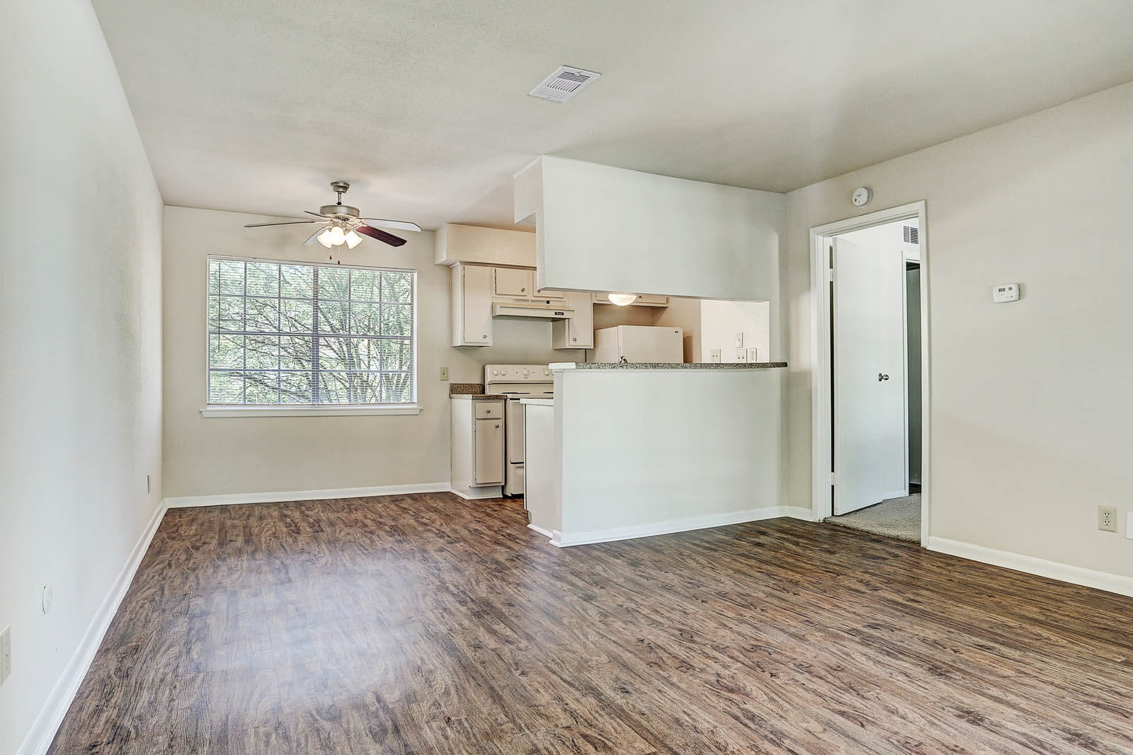 San Augustine Apartment Location, Community & Quality Living Starts Here!