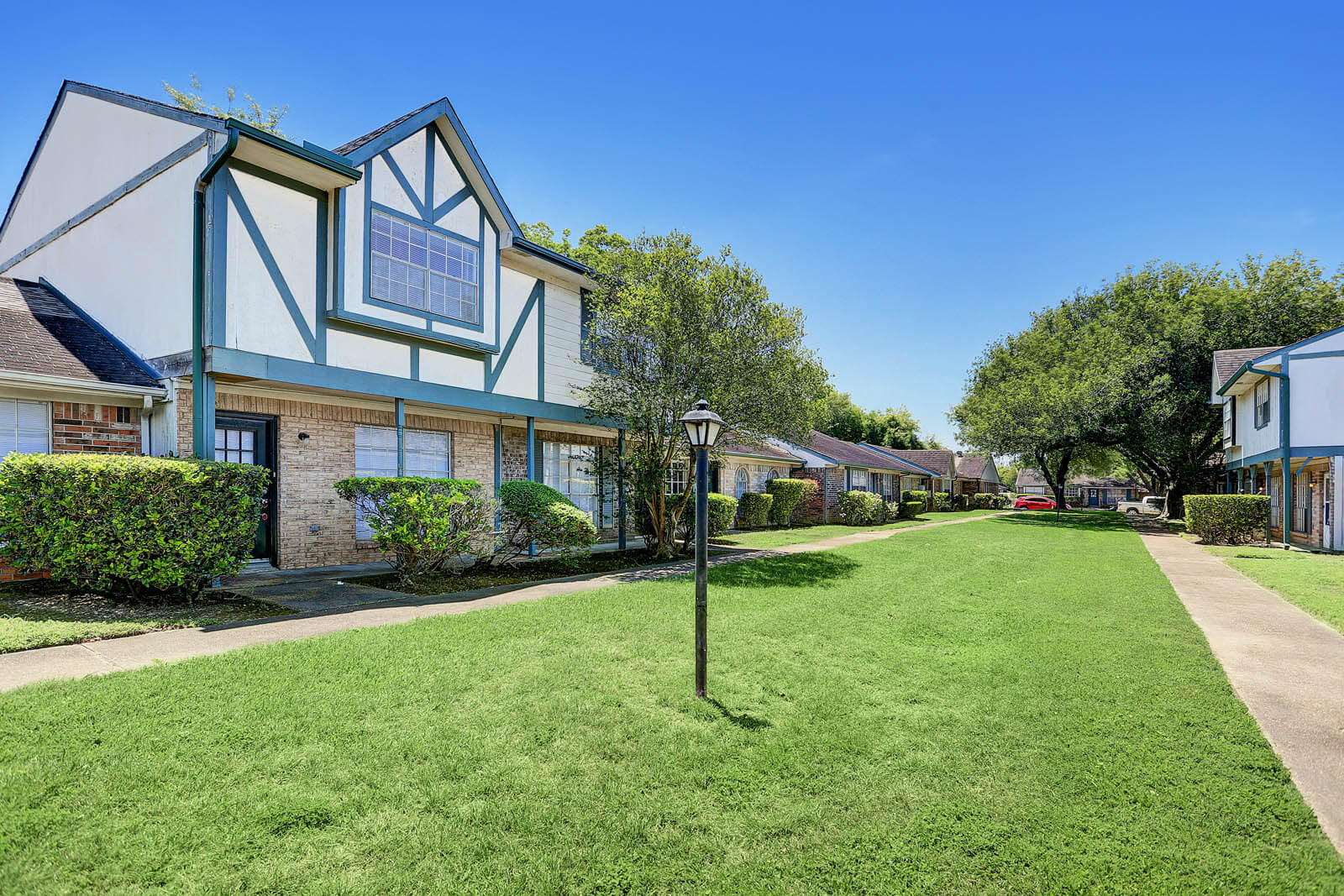 San Augustine Apartment Location, Community & Quality Living Starts Here!