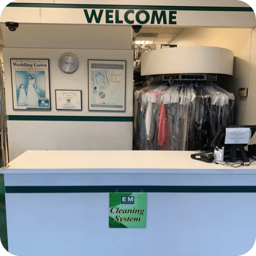 Sanda Cleaners Best Mill Creek Drycleaner