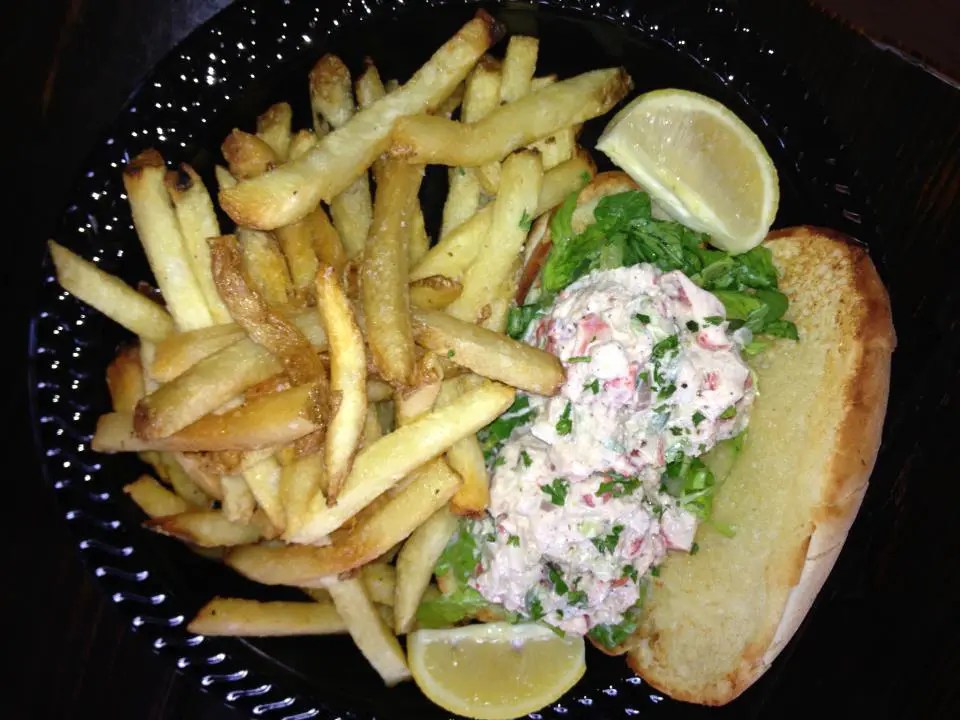 Pacific Beach Fish Shop Market Grill Serves Delicious Fresh Seafood