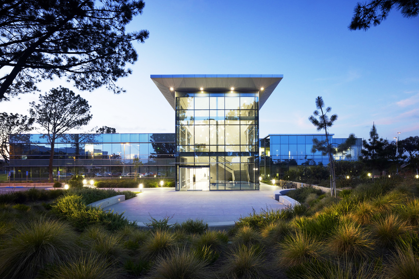 10300 Campus Point Dr San Diego Lab Spaces