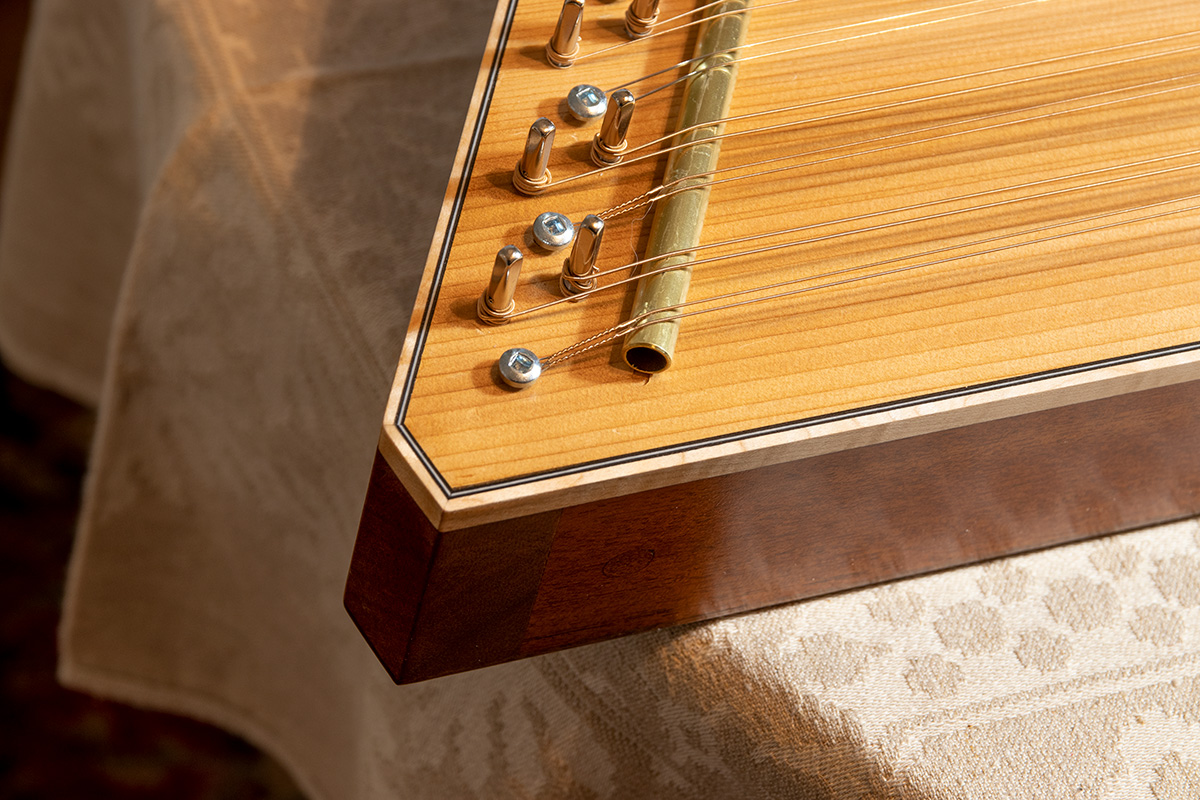 Building a Hammered Dulcimer Sandmon Guitars