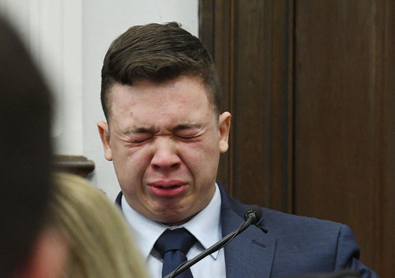 Prosecutors admit a 'reasonable jury' could ACQUIT Kyle Rittenhouse; Press judge for lesser