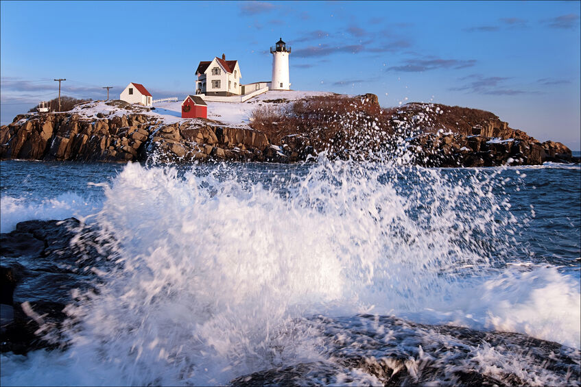 Visit These Breathtaking Lighthouses While in York Beach, ME Sands by
