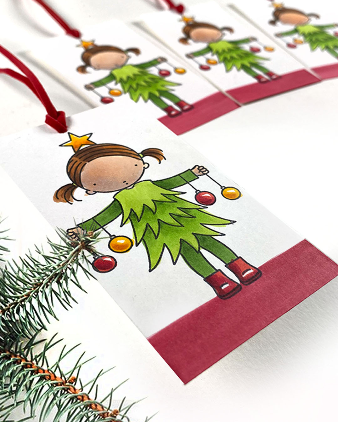 24 Tags of Christmas 2021 1 Traditional Color Combos (Copic) Sandy