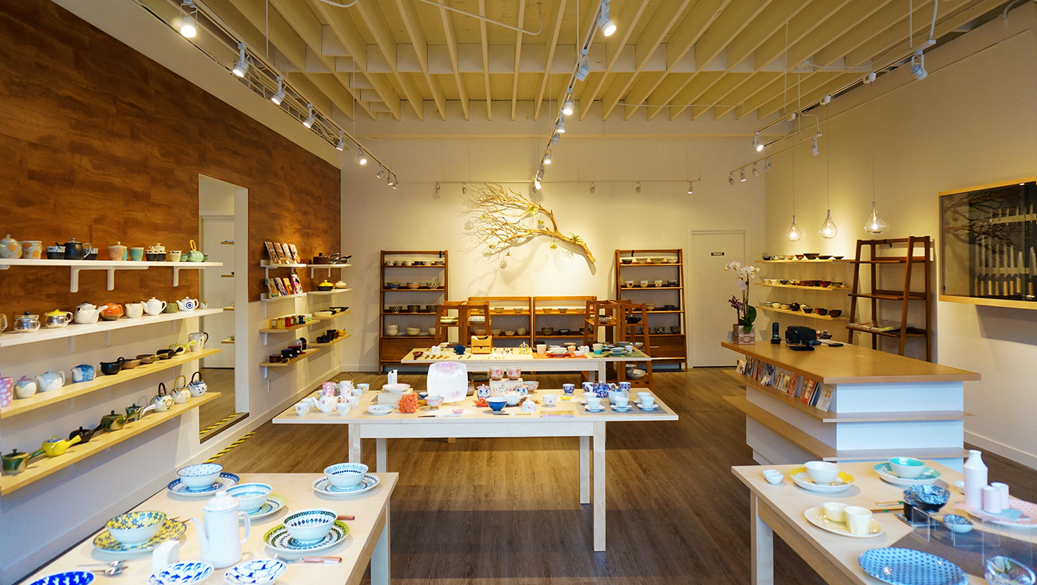 10+ Kitchen Essentials Store Pics