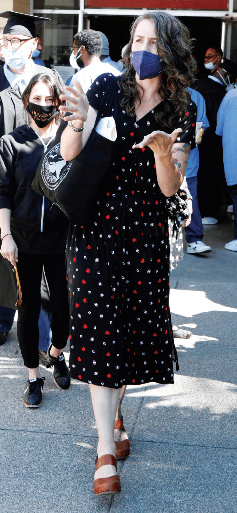 MOUNT TAMALPAIS COLLEGE HOLDS 2022 GRADUATION