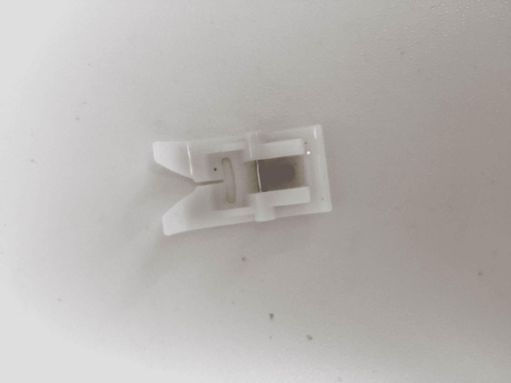 Tutorial How to sew with clear elastic with knits! / Sansahash