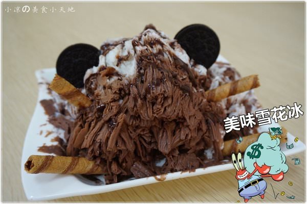 『台中。北屯區』五路雪花冰║天然雙色雪花冰”勁”好吃好玩。超卡哇依海綿寶寶卡通系列，蟹老闆.章魚哥水果風味雪花冰可愛又吸睛