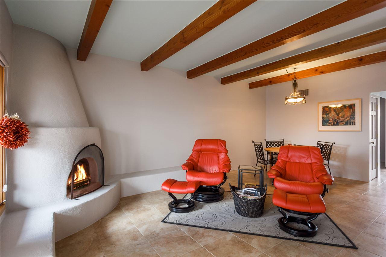 Tree Top Condo! 442 Gregg Ave Santa Fe Move Homes and Land for Sale